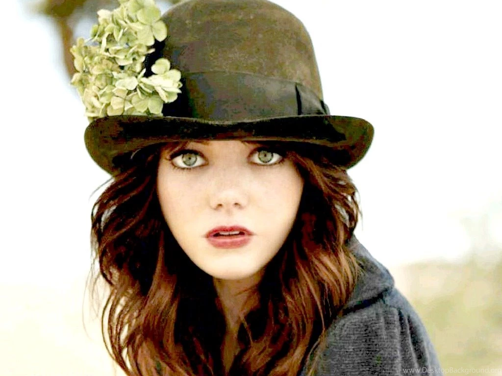 Some Of The Sexiest Emma Stone Pics Ever – ScoopMojo