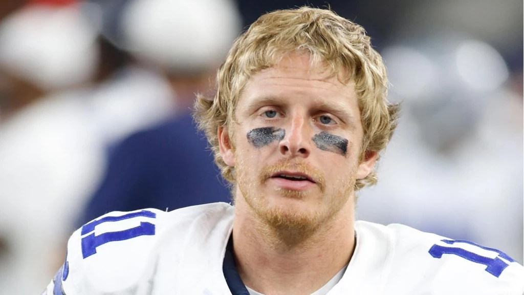 Cowboys' Cole Beasley Defends Wife After She Trolls His Twitter ...