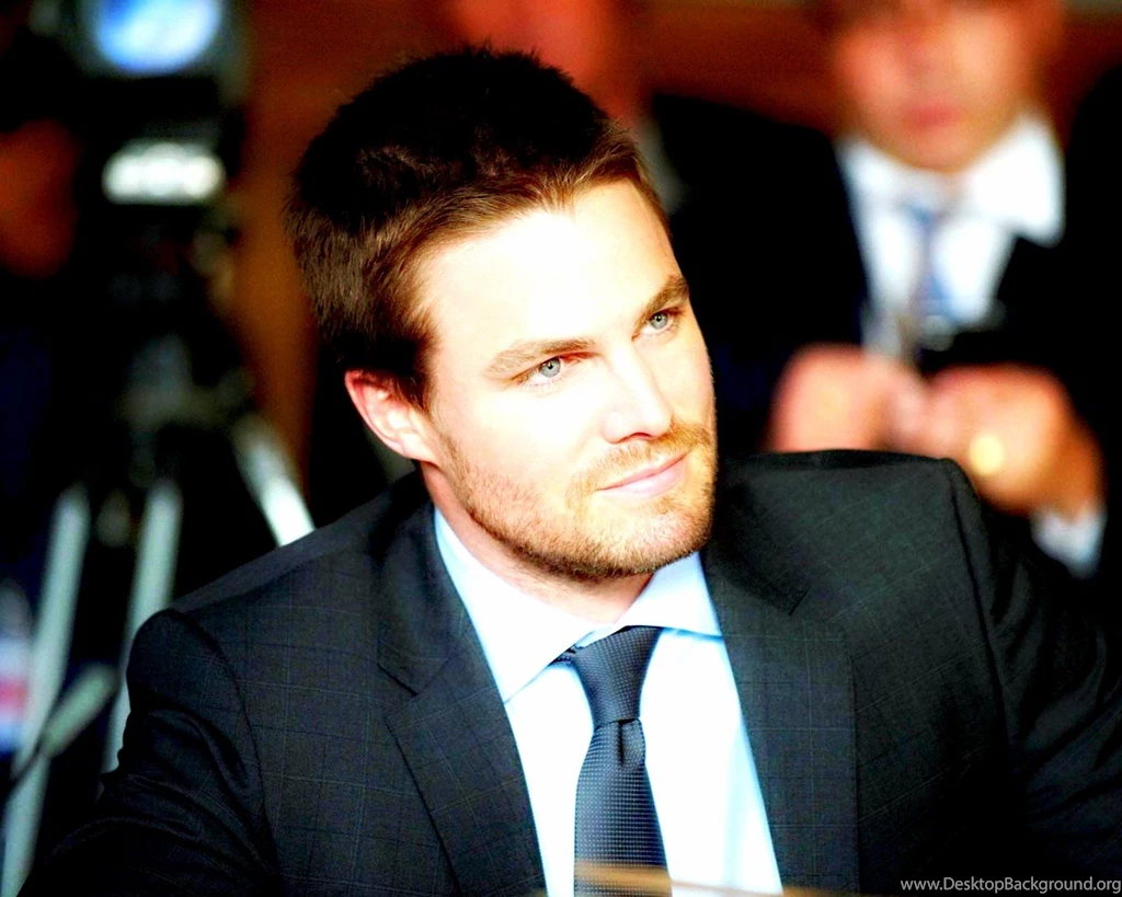 Oliver Queen Arrow Wallpapers (34486930) Fanpop