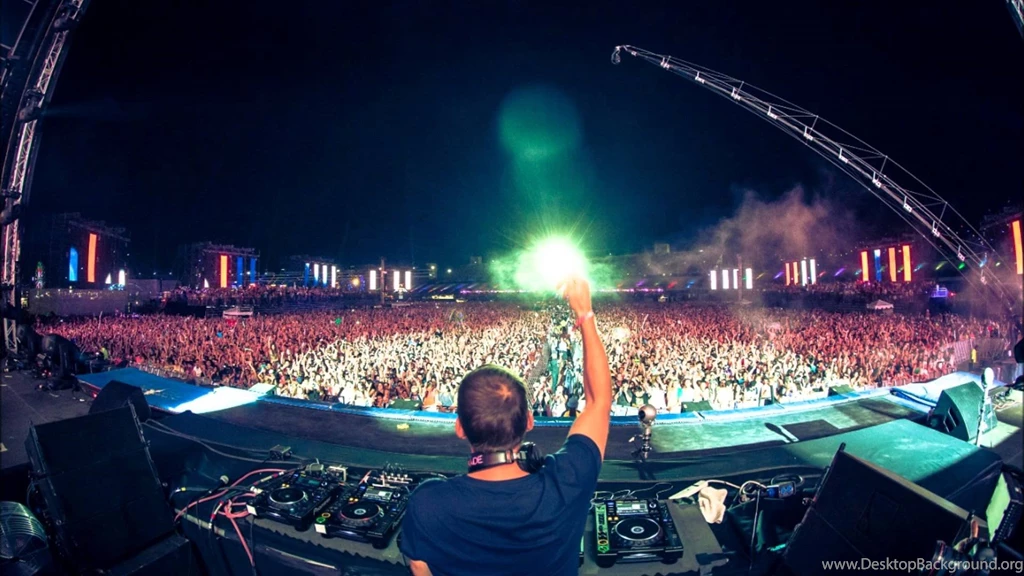 Kaskade   Atmosphere [UMF 2013 Intro Edit]   YouTube