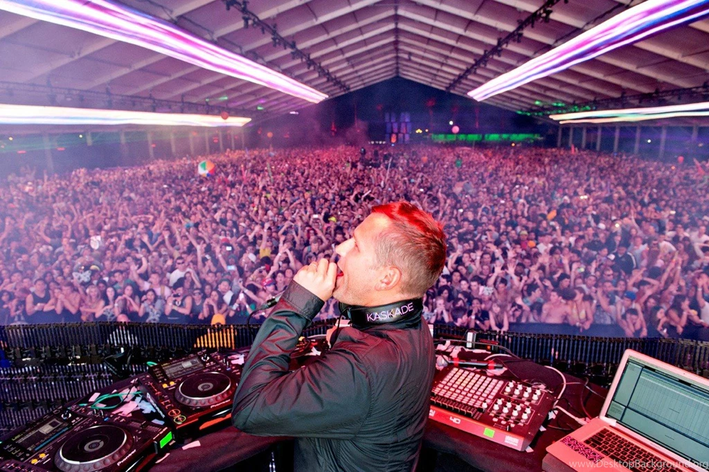 Listen To Kaskade's Epic NYE Live Set