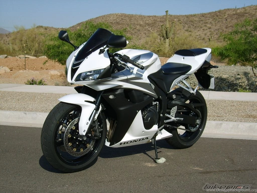 Free Wallpicz: Cbr 600 Wallpapers Desktop
