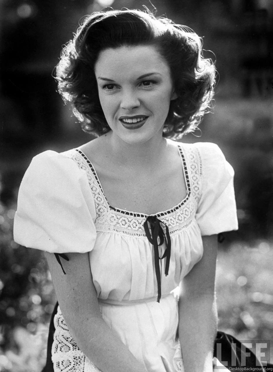 Judy Garland Photo, Pics, Wallpapers Photo