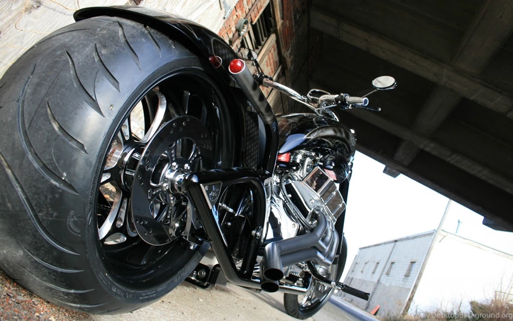 Wallpapers catalogue.com Black V8 Chopper In 1680x1050 Resolution.