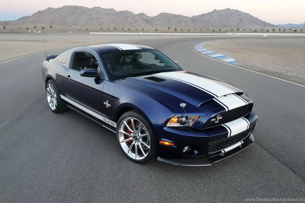 Shelby Cobra GT500 Super Snake Wallpaper.