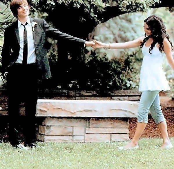 Sweet Love Wallpapers For Facebook