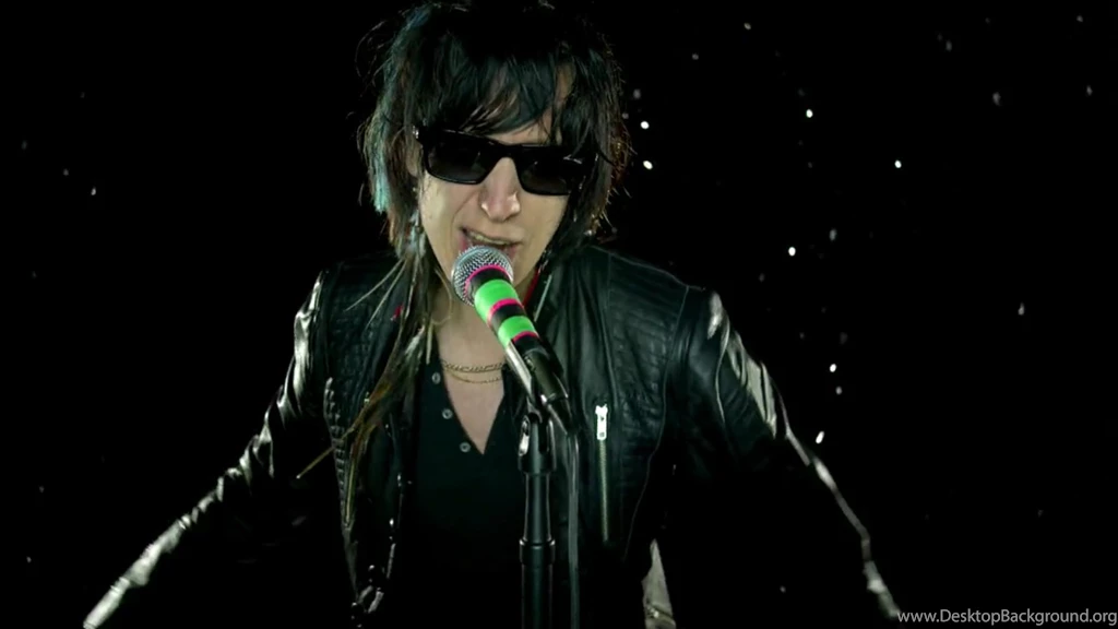 Julian Casablancas Announces New Album And Tour   Overblown