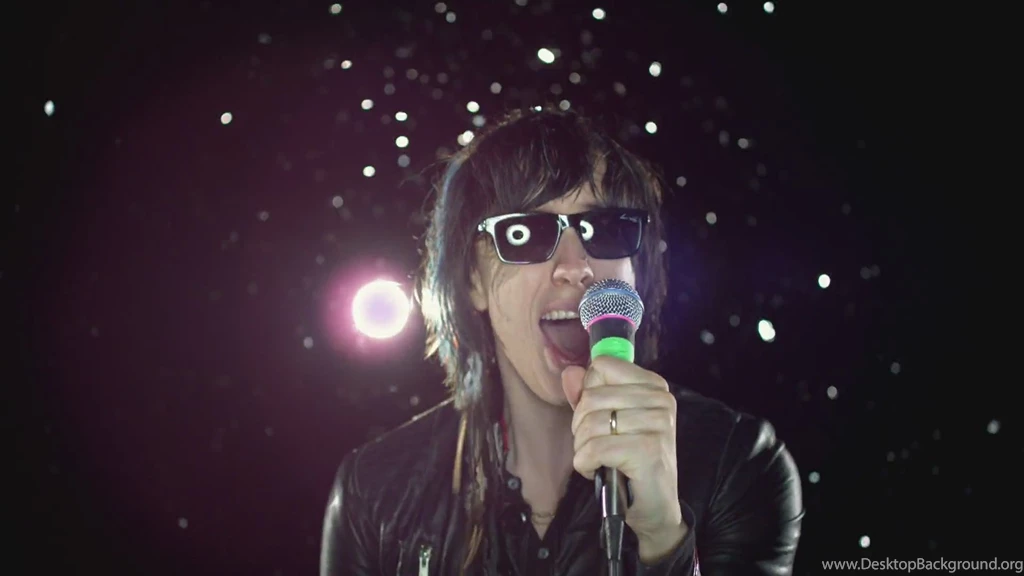 Julian Casablancas Boombox Wallpapers » WallDevil Best Free HD ...