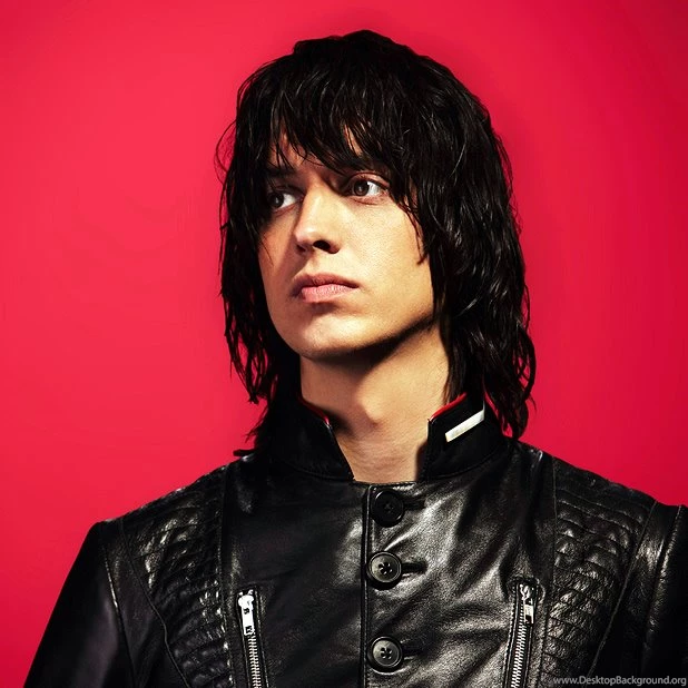 2327x1396px Julian Casablancas 724.27 KB