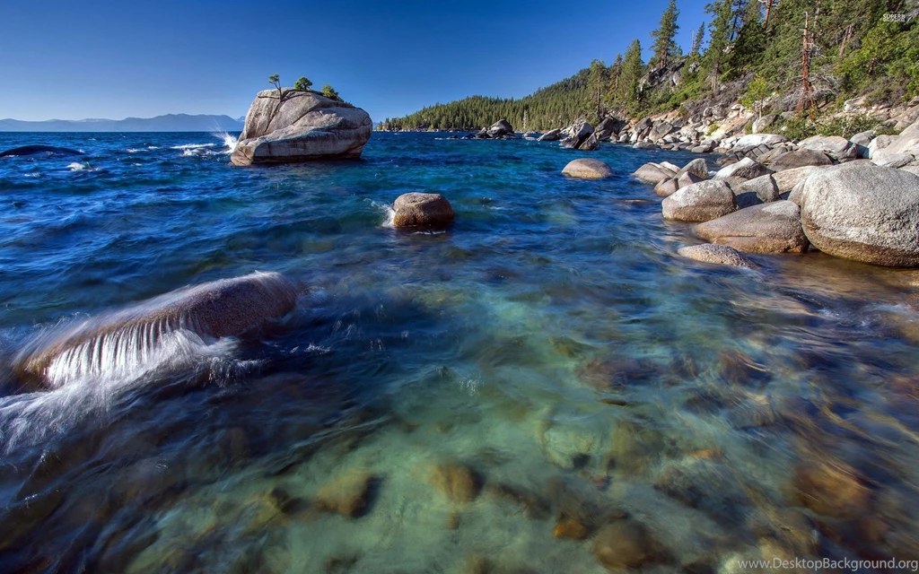 Rocks In The Blue Ocean Water Wallpapers   Beach Wallpapers