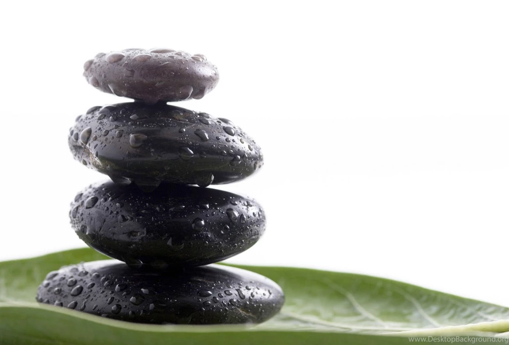 Pile Of Black Stones On Leave Macro Wallpapers