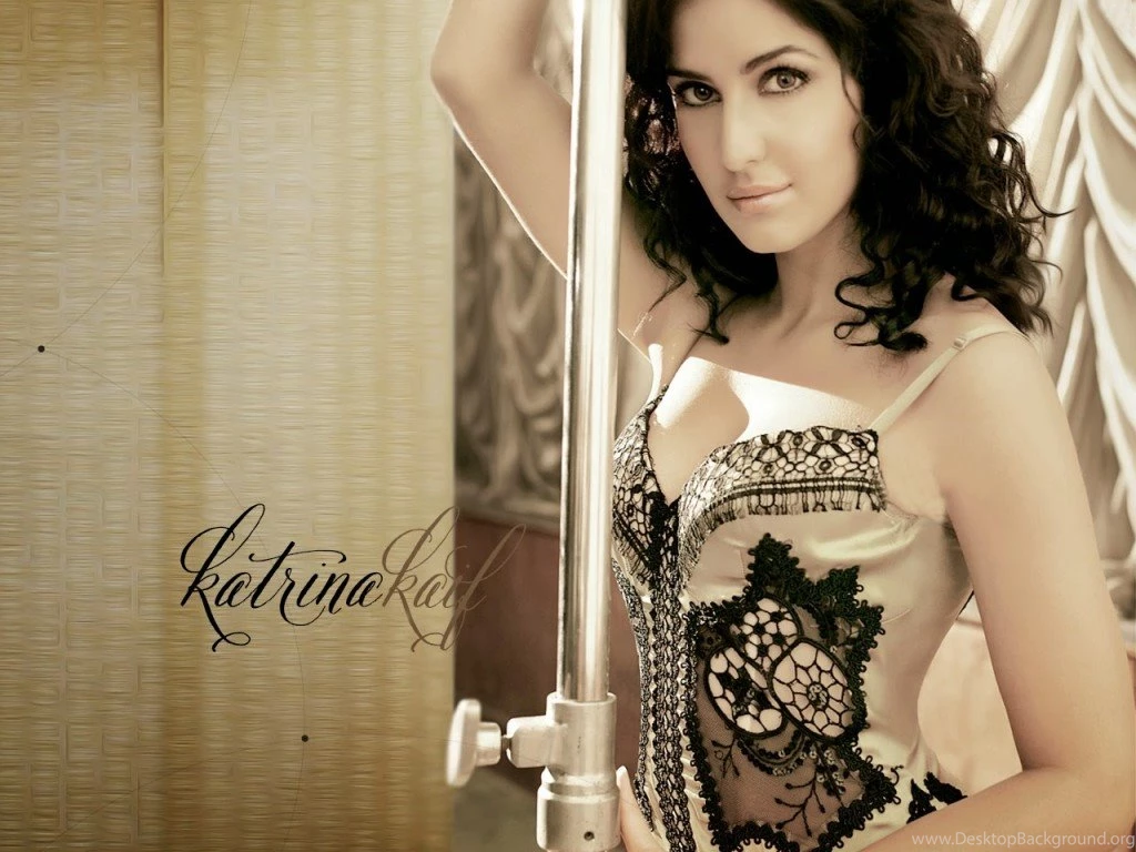 1024x768 Katrina Kaif