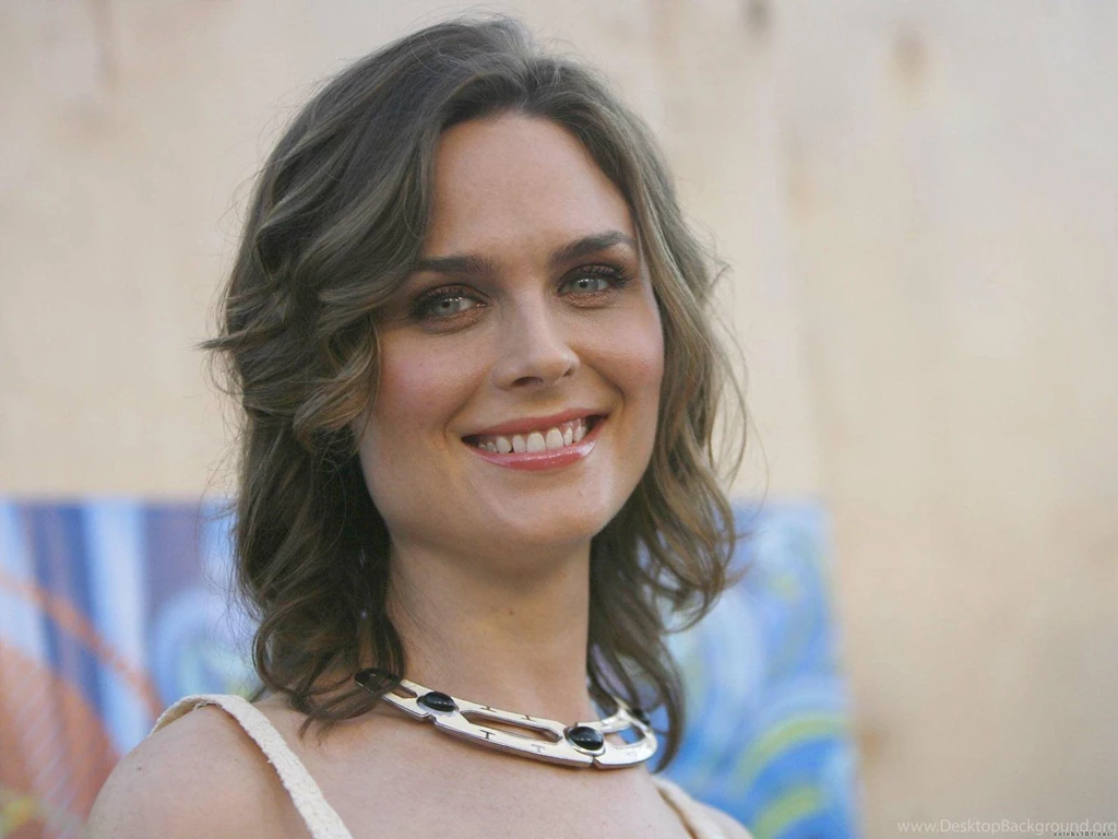 Emily Deschanel