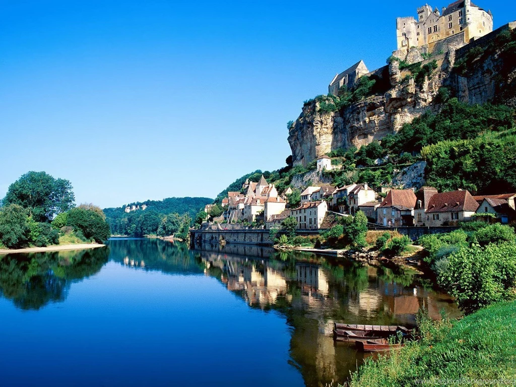 Desktop Wallpapers · Gallery · Travels · Beynac et Cazenac South ...