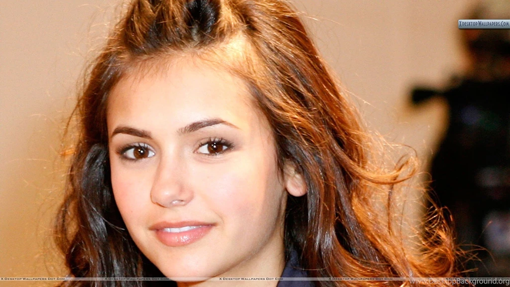 Nina Dobrev Cute Face Closeup Wallpapers
