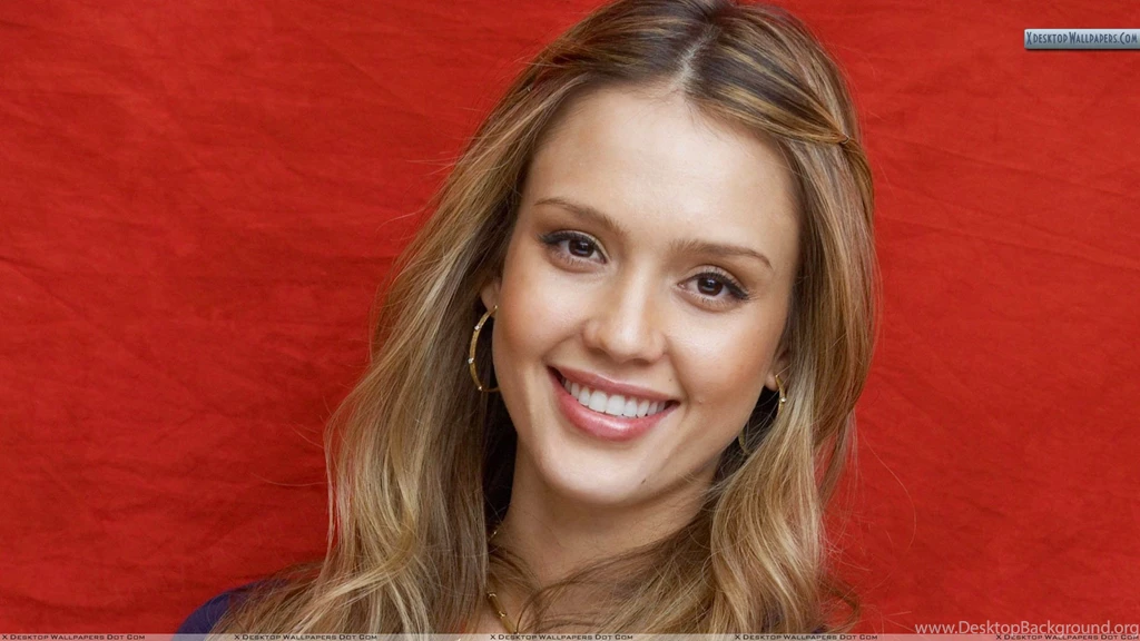 Jessica Alba Cute Face And Red Backgrounds Wallpapers