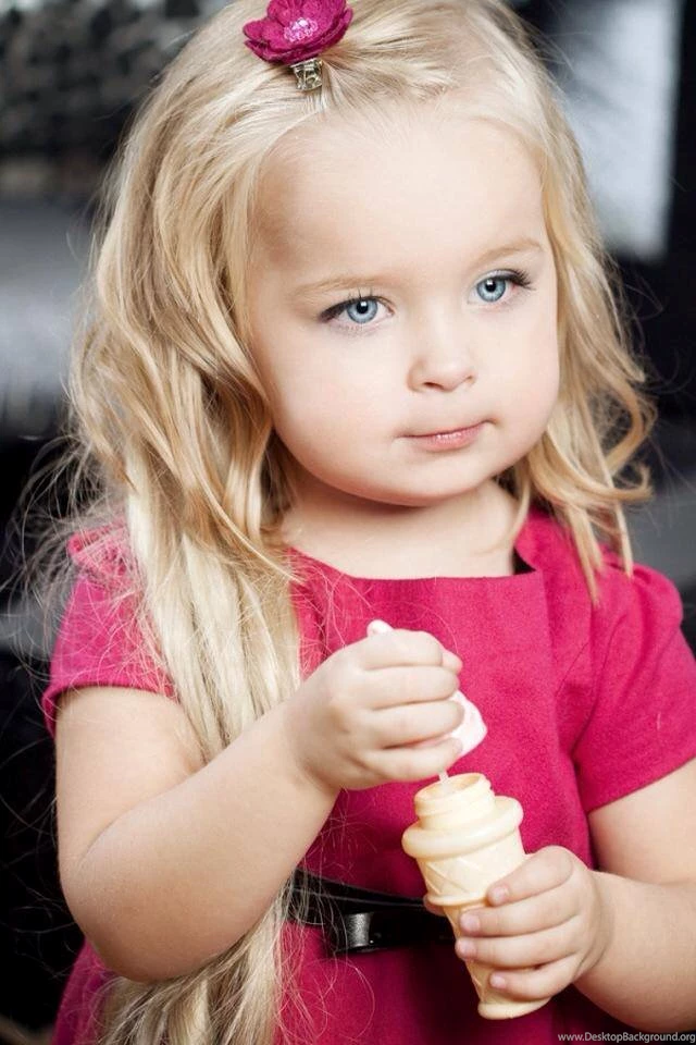 Cute Baby Picture And Wallpapers Free Download