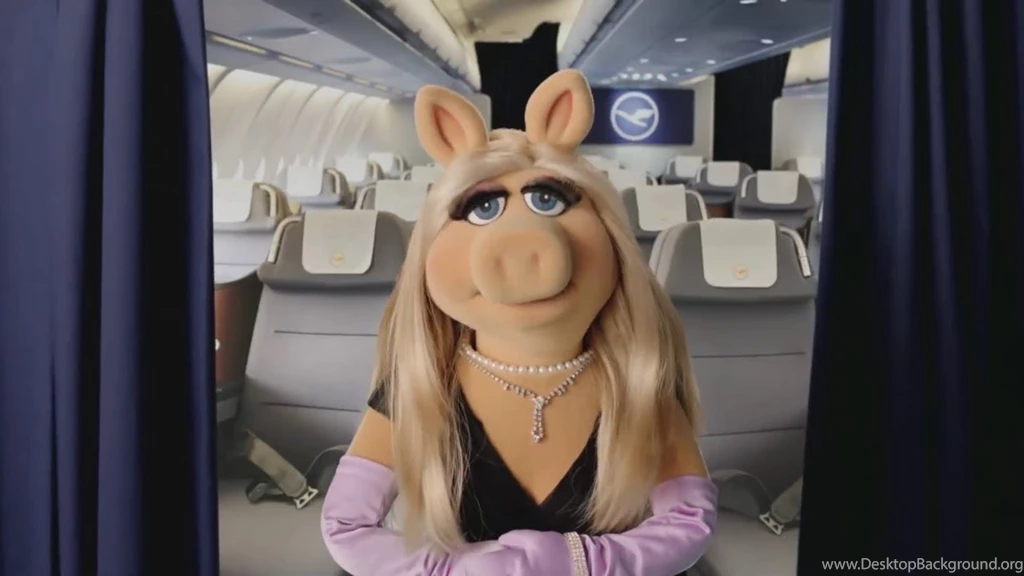 Join The Muppets: Miss Piggy's Flight Instructions