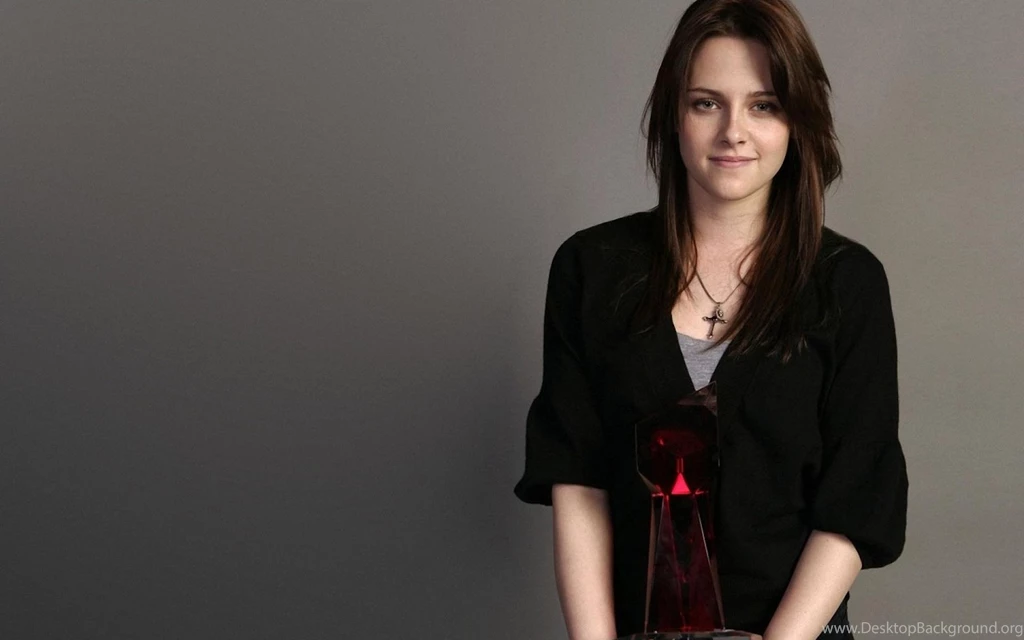 Kristen Stewart HD Wallpapers Pics Images 1080p