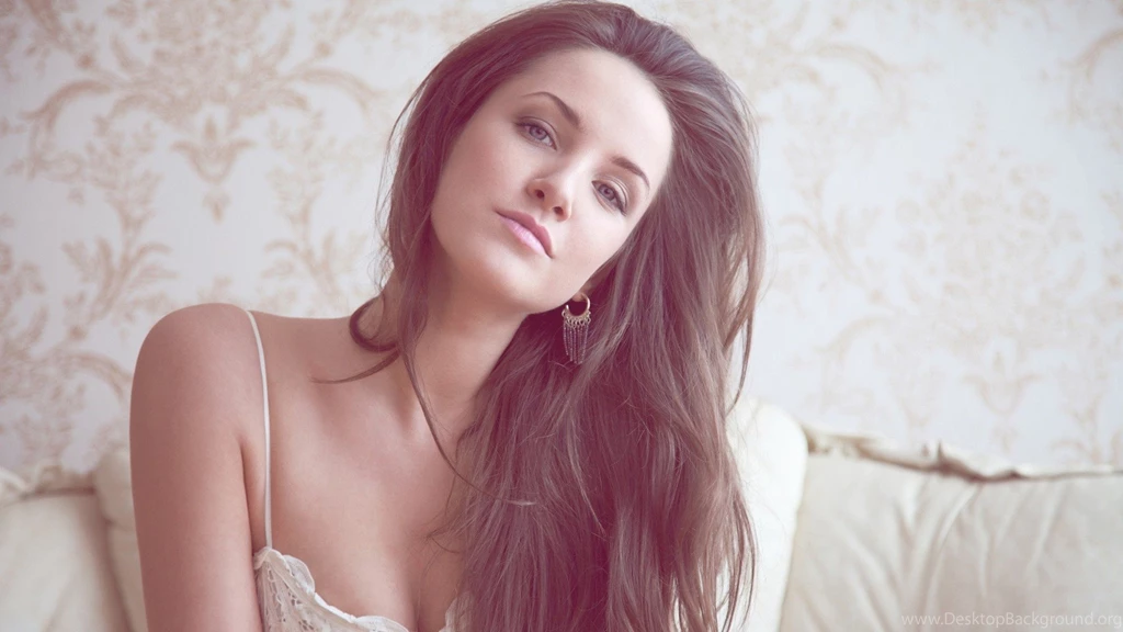 Beautiful Girls Wallpapers, Pictures, Photos & Images