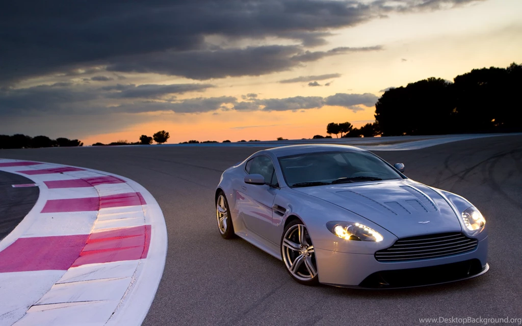 Aston Martin Vantage V12 Wallpapers Image