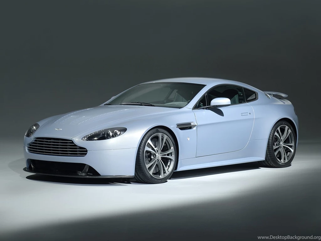 Trololo Blogg: V12 Vantage Wallpapers