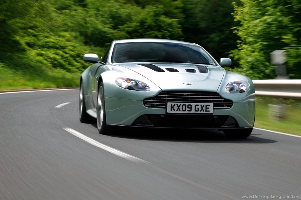 Aston Martin V12 Vantage Wallpapers << Otomotif Car