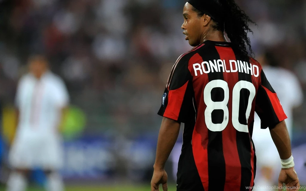 Ronaldinho Football Player 1680 X 1050 Download Close 63512 ...