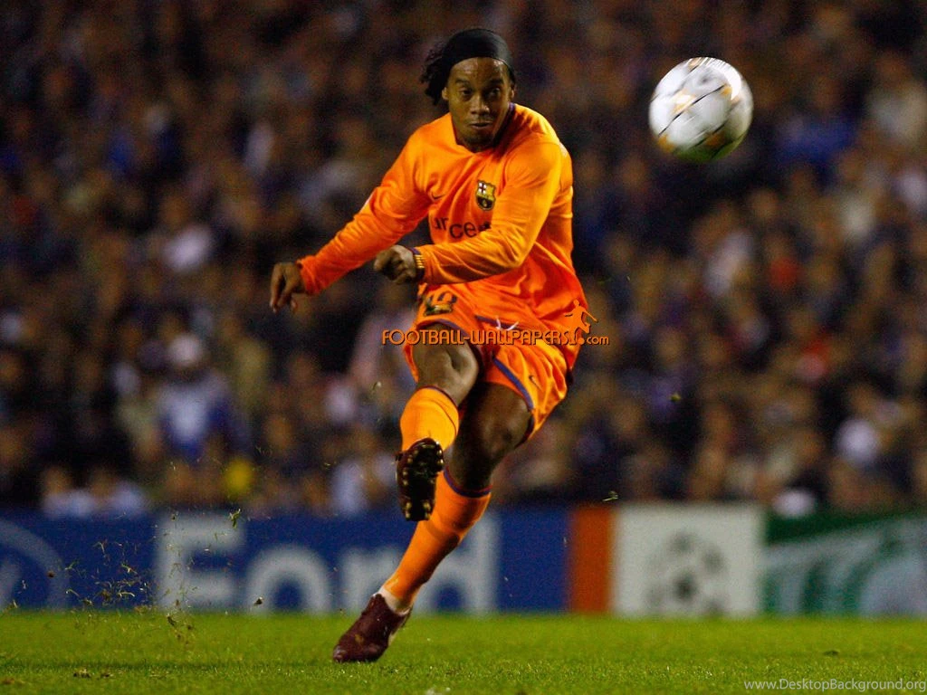 Ronaldinho Wallpapers