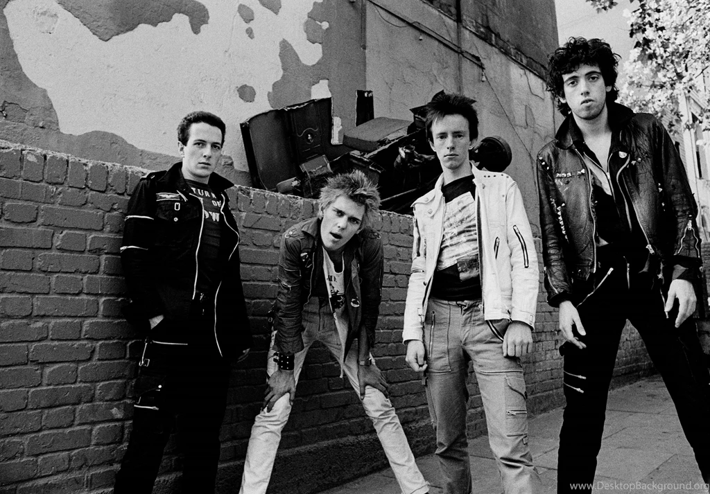 1135x754px The Clash 177.36 KB