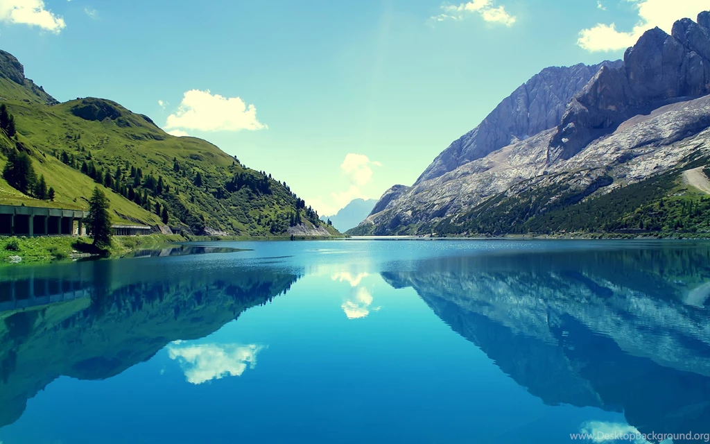 Clear Blue Mountain Lake Wallpapers