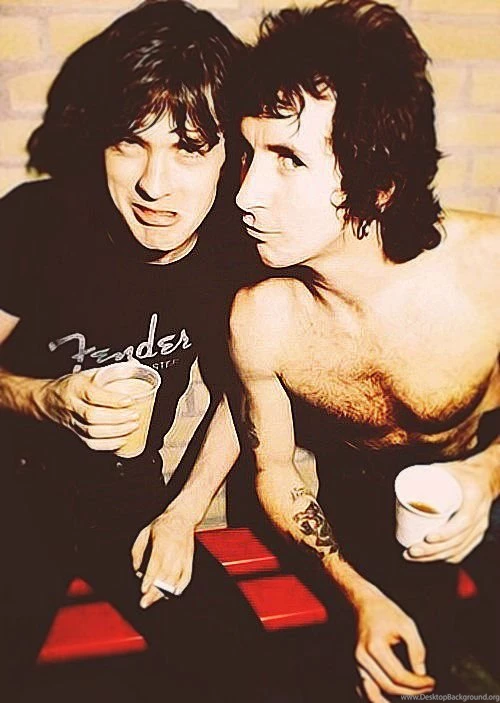 Top 10 AC/DC Best Songs With Bon Scott