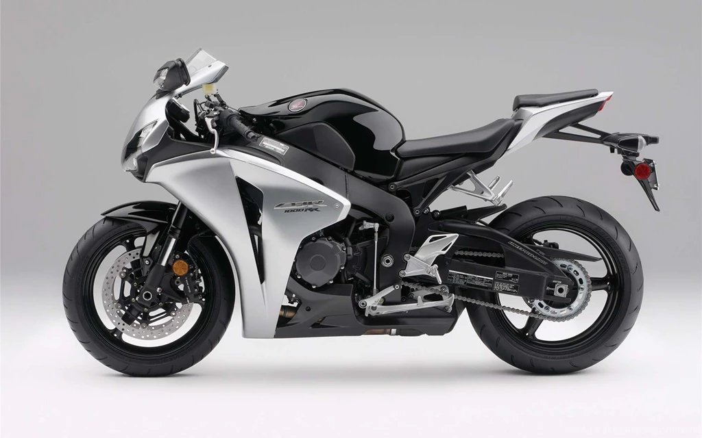 Honda high resolution widescreen wallpaper bike 120113 download yoyo.jpg
