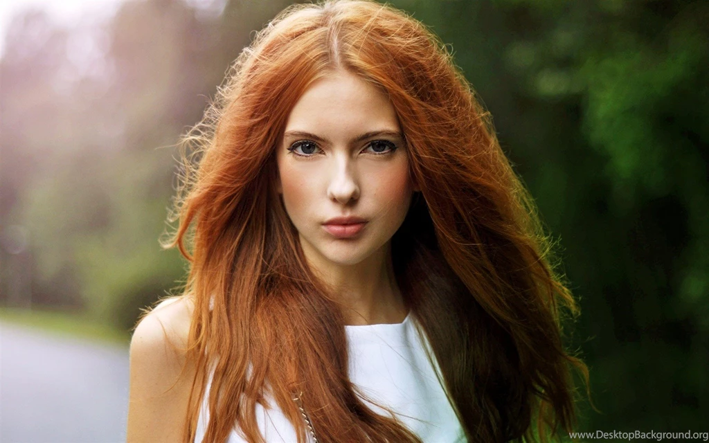 Gorgeous Redhead Wallpapers