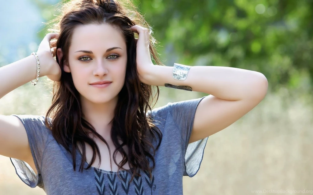 Kristen Stewart Beauty Wallpapers   Wallpapers Mela