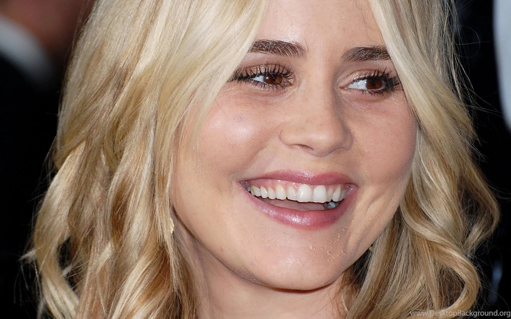 Alison Lohman Widescreen Wallpapers Alison Lohman Wallpapers ...