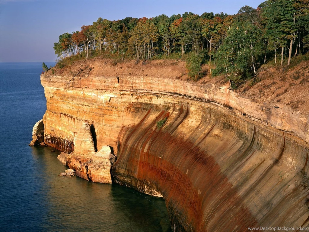 Nature: Afternoon Light On The Cliffs Above Lake Superior ...