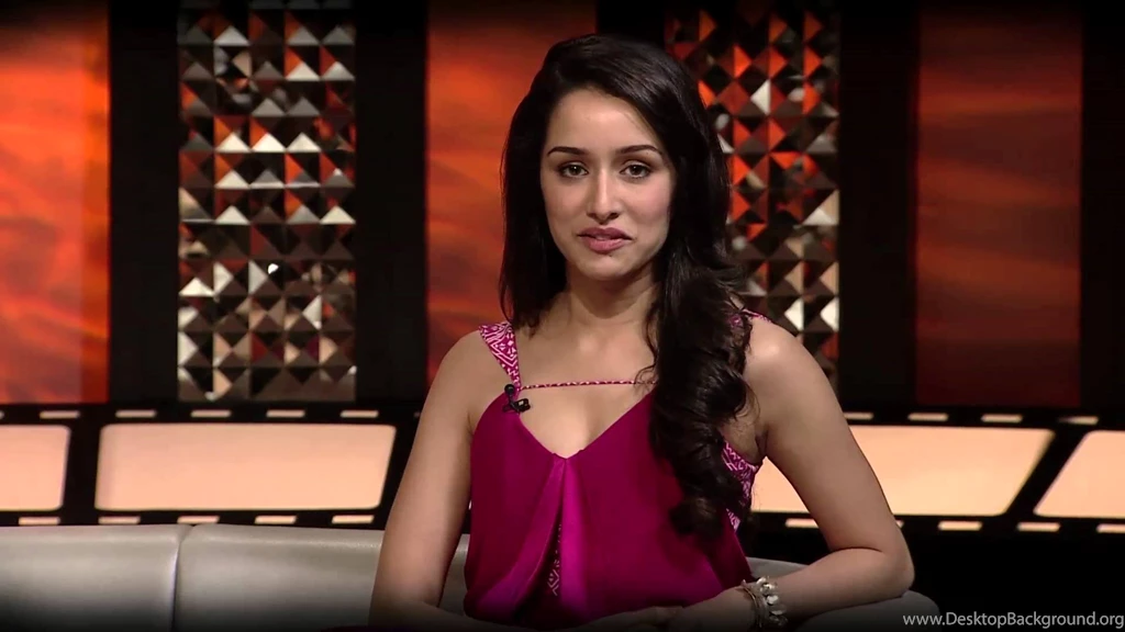 Shraddha Kapoor Wallpapers For Facebook