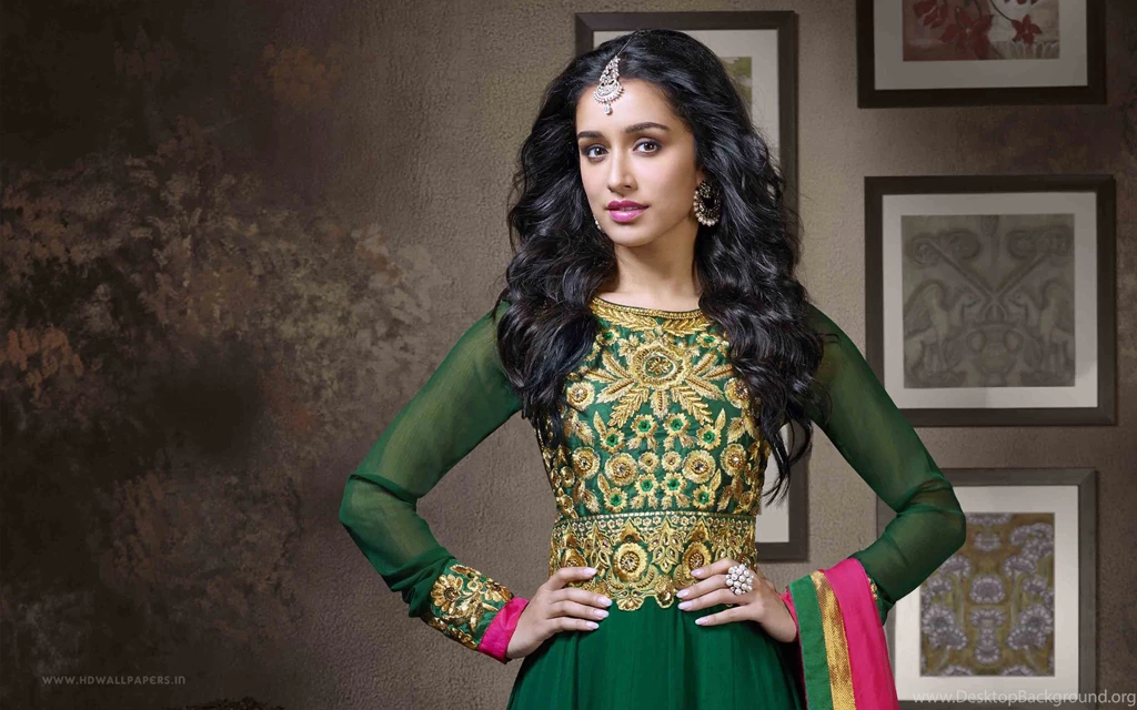 Shraddha Kapoor Green Anarkali Wallpapers