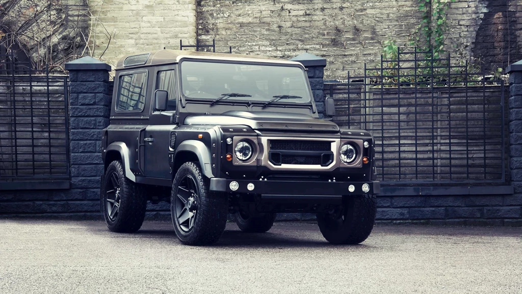 Land Rover Defender 90 Off Road   Image