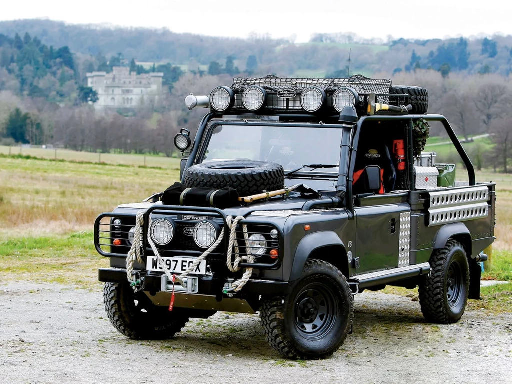 1 2013 Land Rover Defender HD Wallpapers