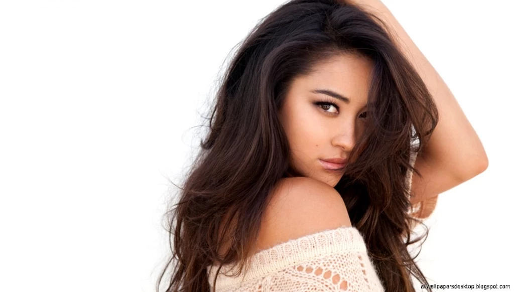 Shay Mitchell Hd Wallpapers