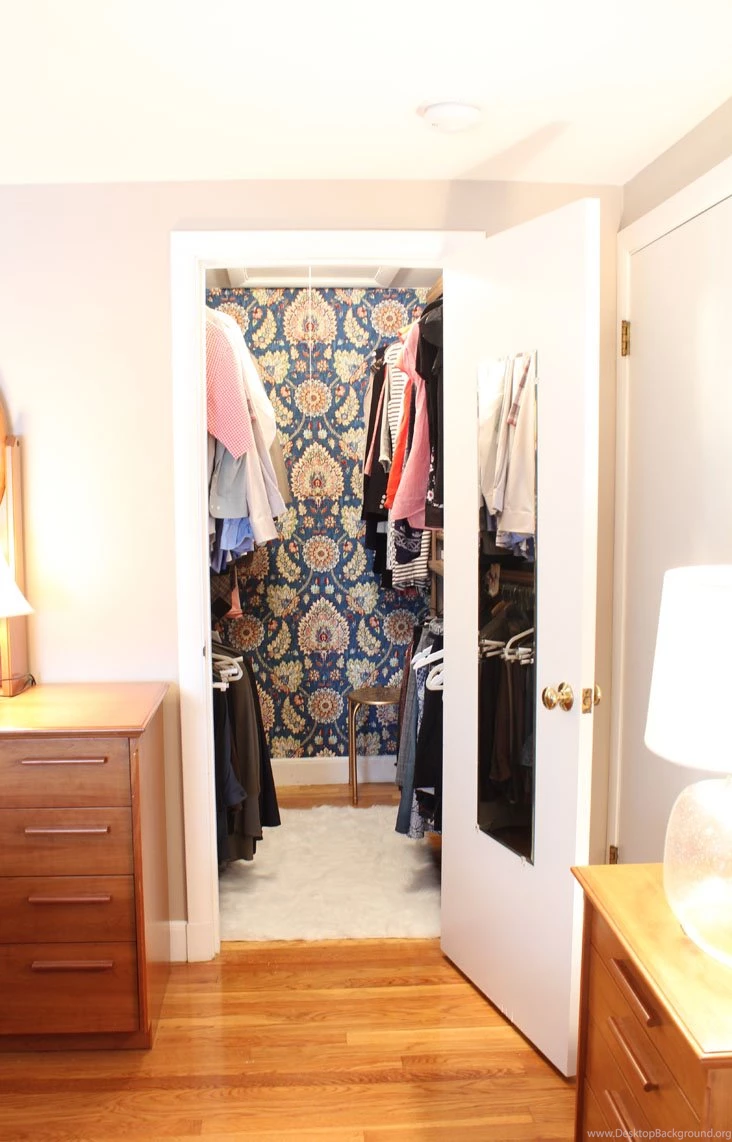 How To Stylize Your Space With Temporary Wallpapers