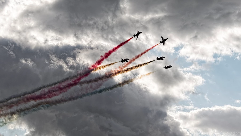 Supersonic Airplanes In AirShow Wallpapers :: HD Wallpapers