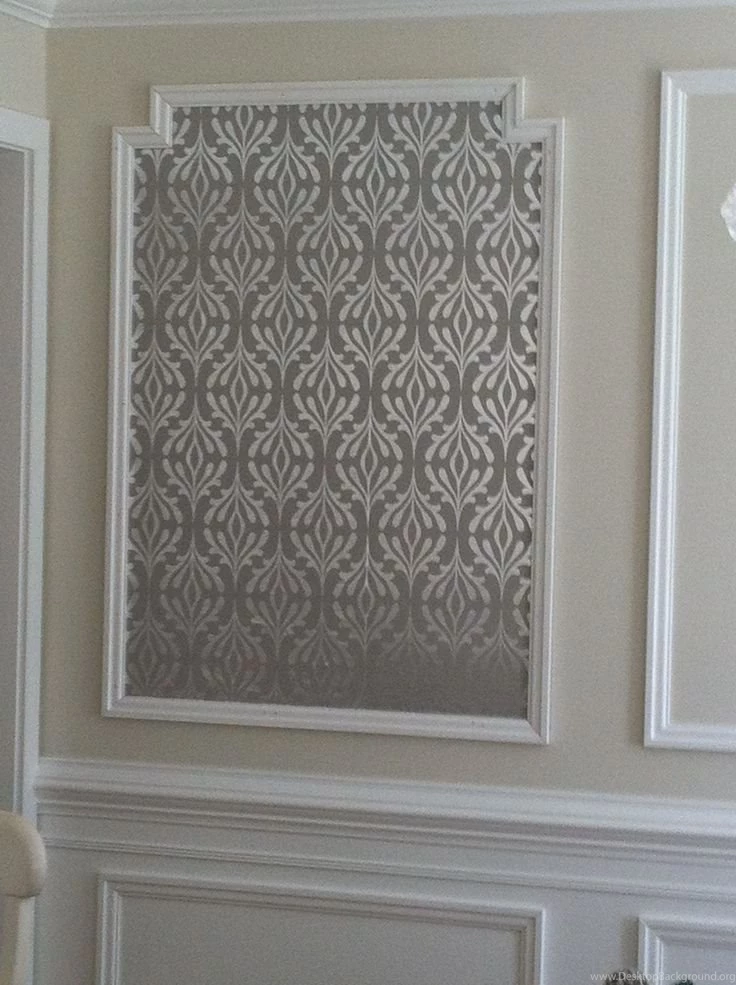 Wallpapers Framed With Molding.