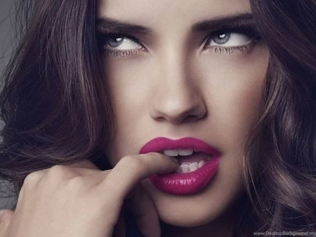 Adriana Lima Cosmetics 2011 1152x864 Wallpapers, 1152x864 ...
