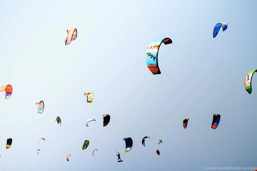 Kite Lovers Kite Surfing, DR Wallpapers Wednesday