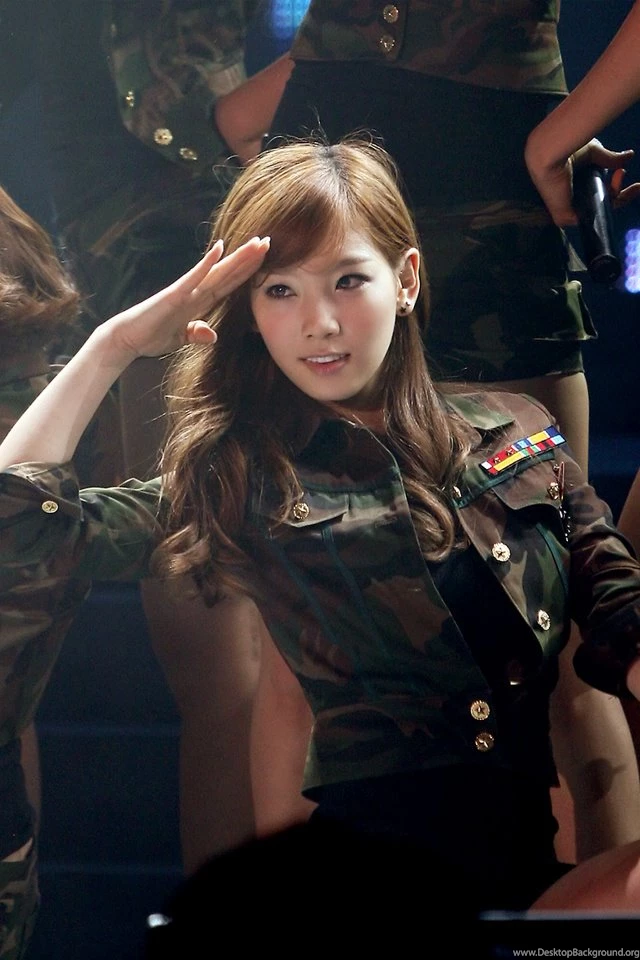 Download Free Wallpapers Snsd Taeyeon With Size 640x960 Pixels For ...