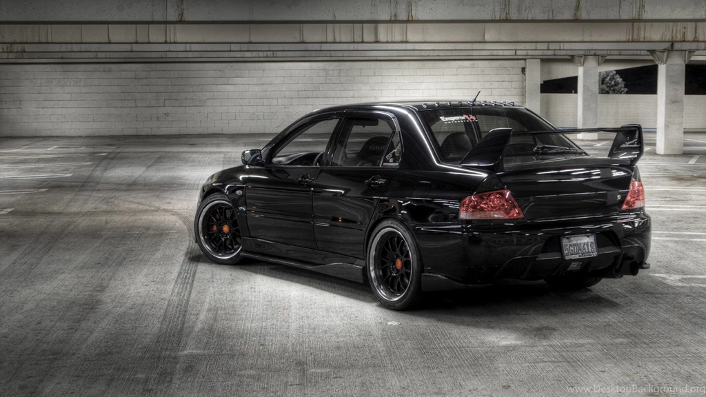 2011 Mitsubishi Lancer Evo 9 Wallpapers