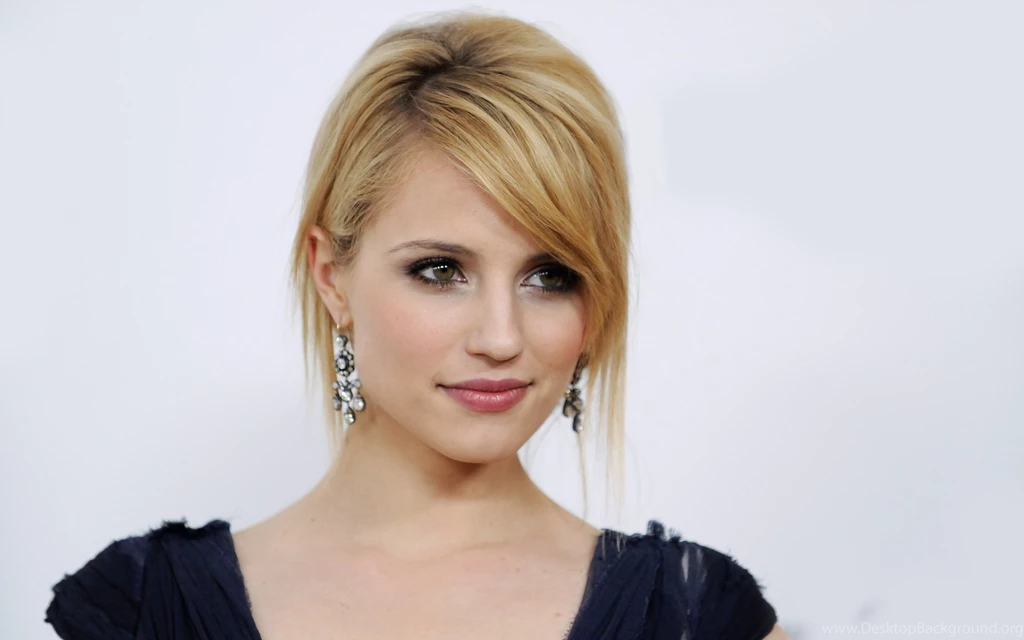 Awesome Dianna Agron HD Wallpapers Free Download